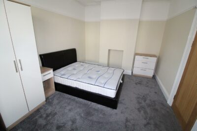 room for rent wyndcliffe road