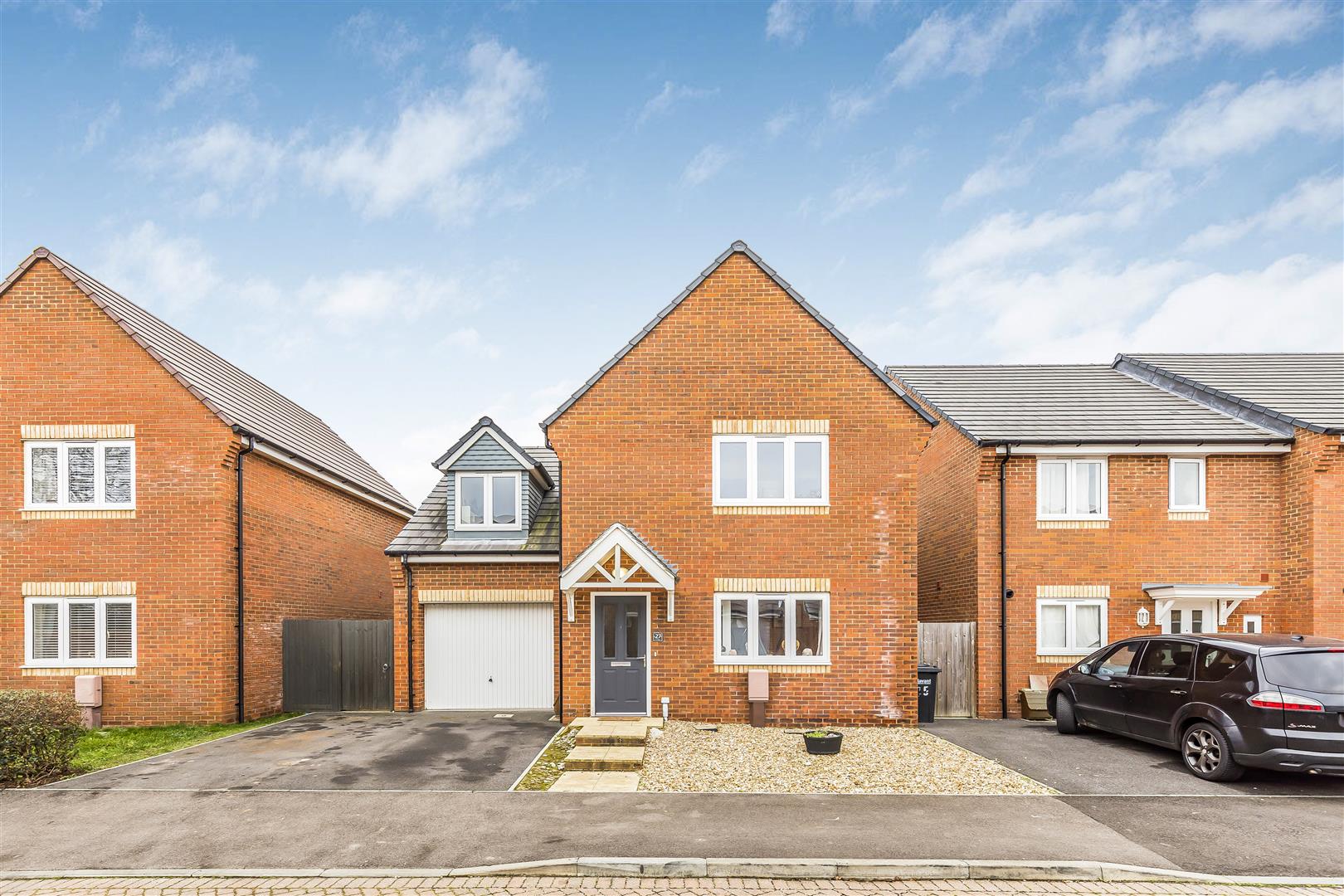 house - detached for sale herons way