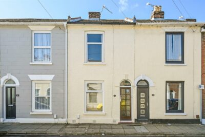 house - terraced for sale stansted road