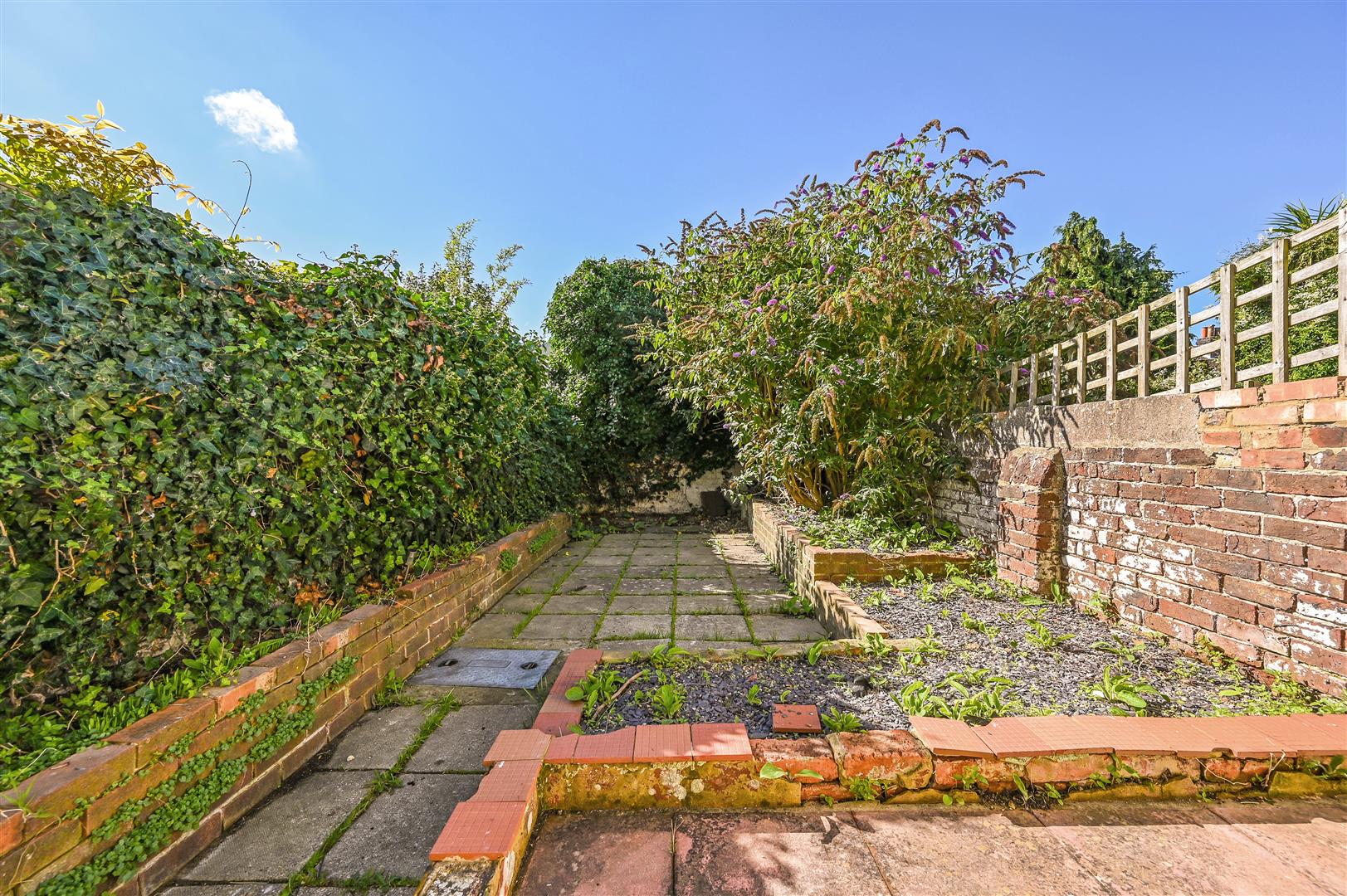 house - terraced for sale stansted road