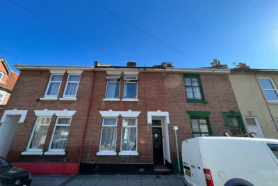 house - terraced for rent wisborough road