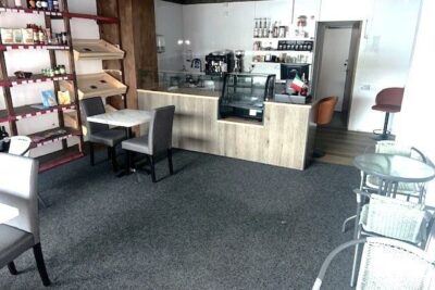 commercial for rent the parade