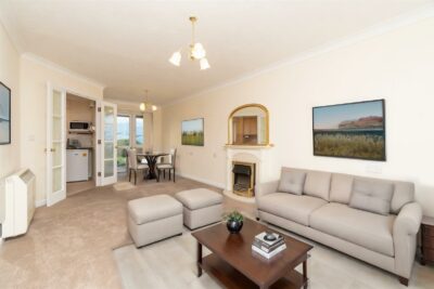 flat for sale harbour road