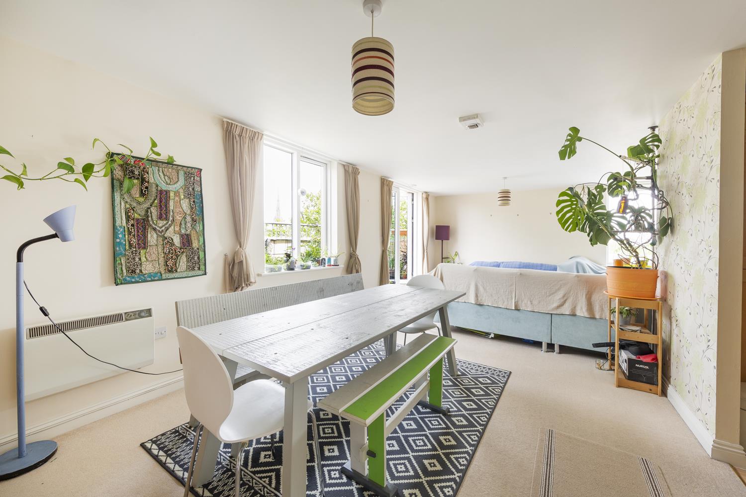 flat - penthouse for sale squires court