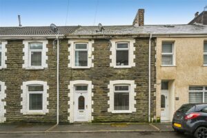 house - terraced for sale jersey road