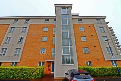 apartment for sale overstone court