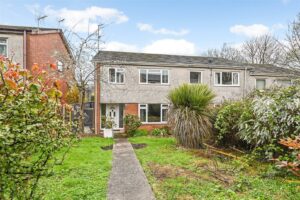 house - semi-detached for sale hollybush road