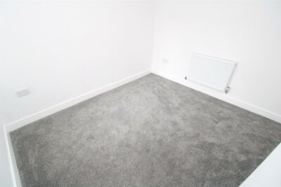 flat for rent north road