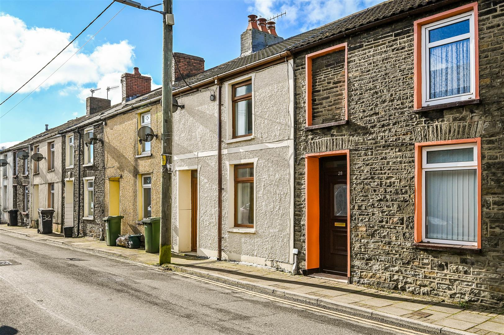 house - terraced for rent duffryn street