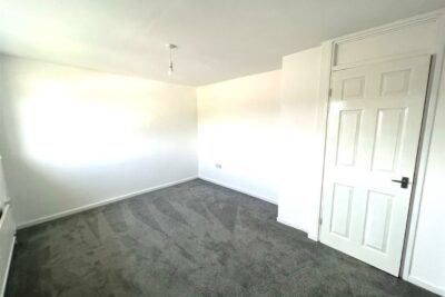 house for rent clydach close