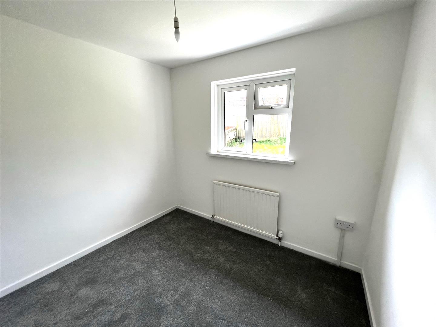 house for rent clydach close