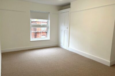 flat for rent nightingale road