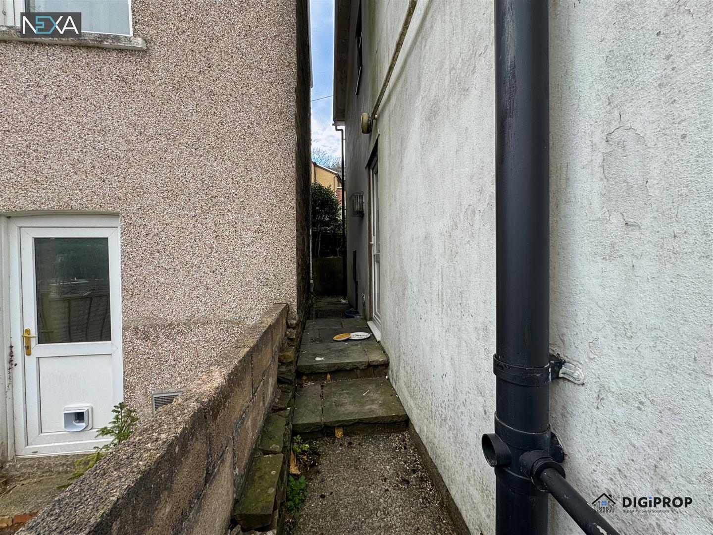 house - detached for rent tower street