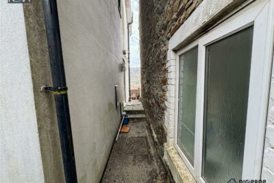 house - detached for rent tower street