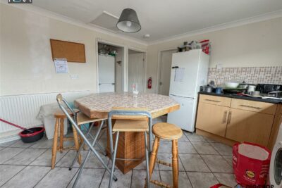 house - detached for rent tower street