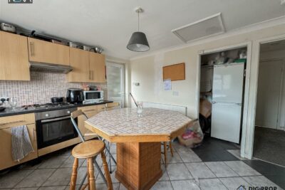 house - detached for rent tower street