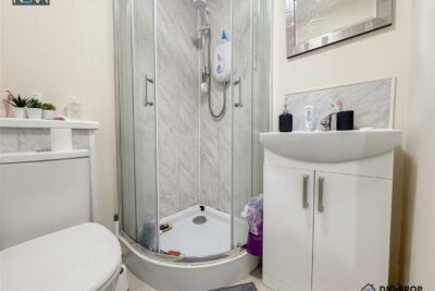 house - detached for rent tower street
