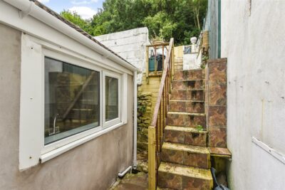 house - terraced for sale charles street