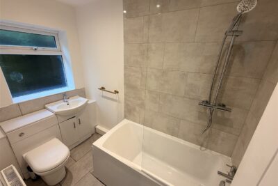 house - terraced for rent penygraig road