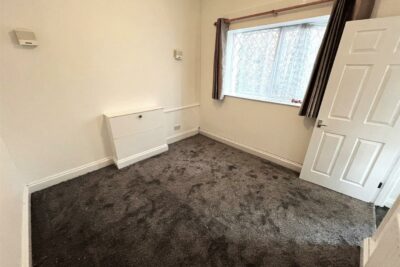 flat for sale london road