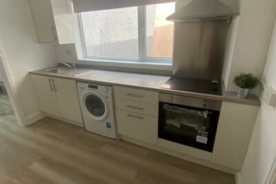 house - terraced for rent brook street