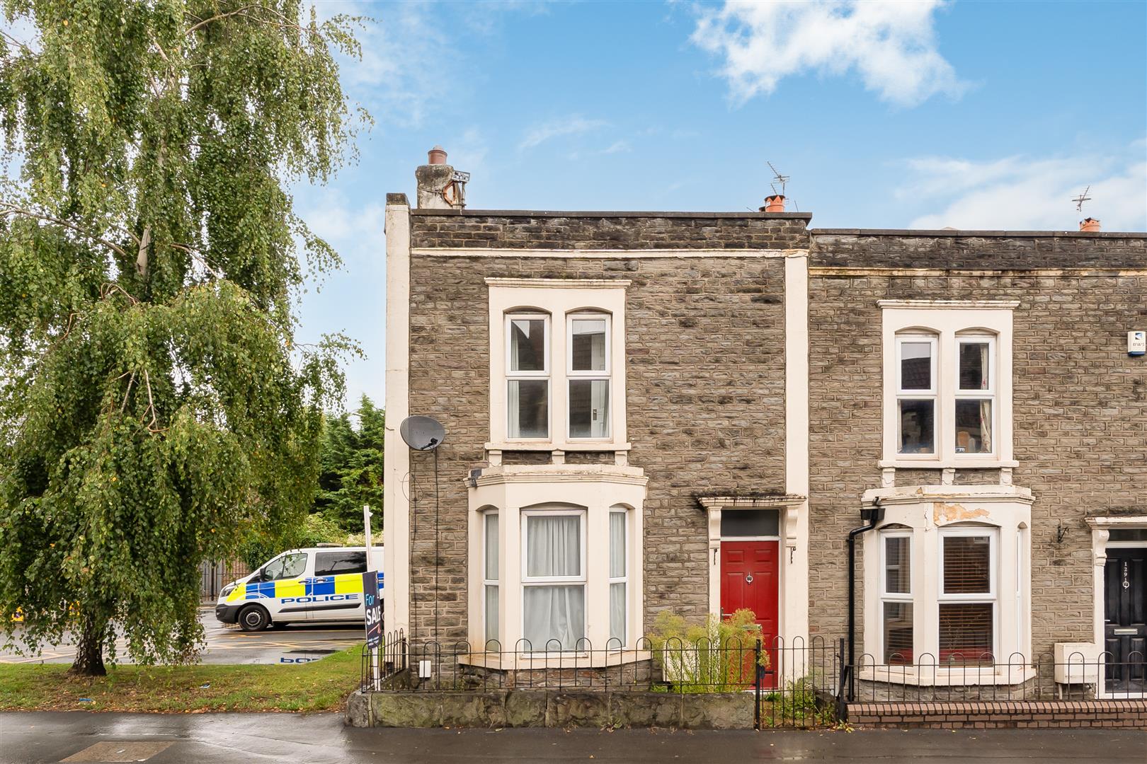 house - end terrace for sale high street