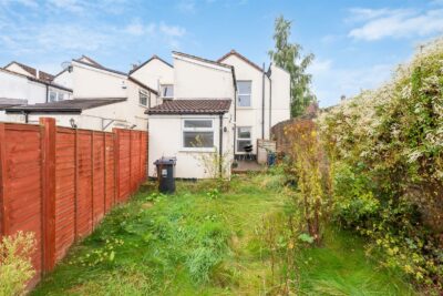 house - end terrace for sale high street