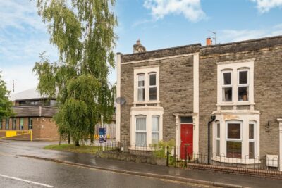 house - end terrace for sale high street