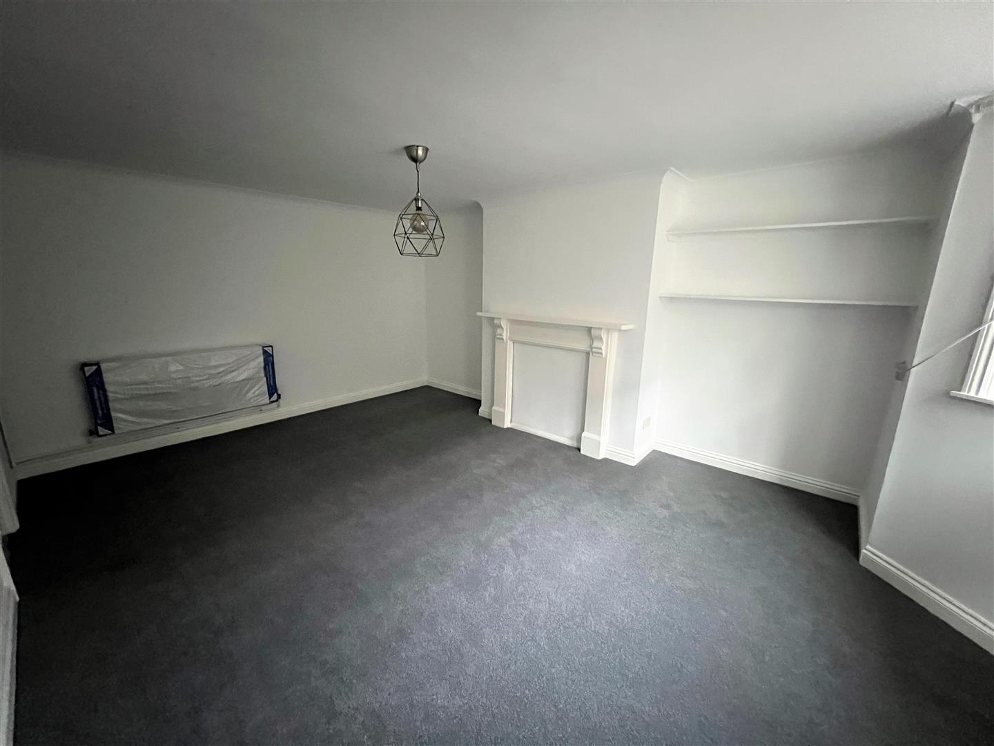 apartment for rent shaftesbury road