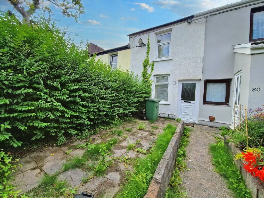 house - terraced for rent wood road