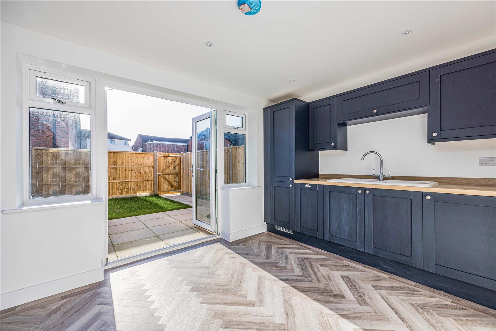 house - terraced for sale palmers road