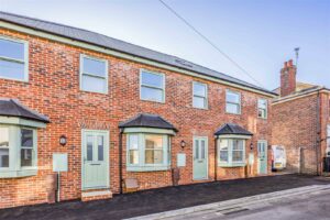 house - terraced for sale palmers road