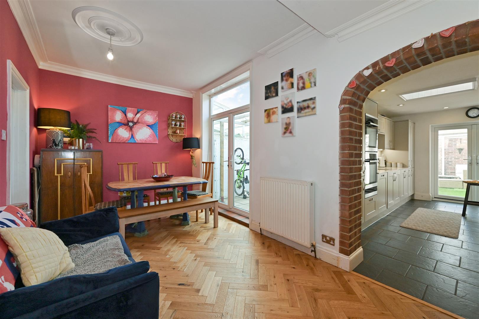 house for sale bonchurch road