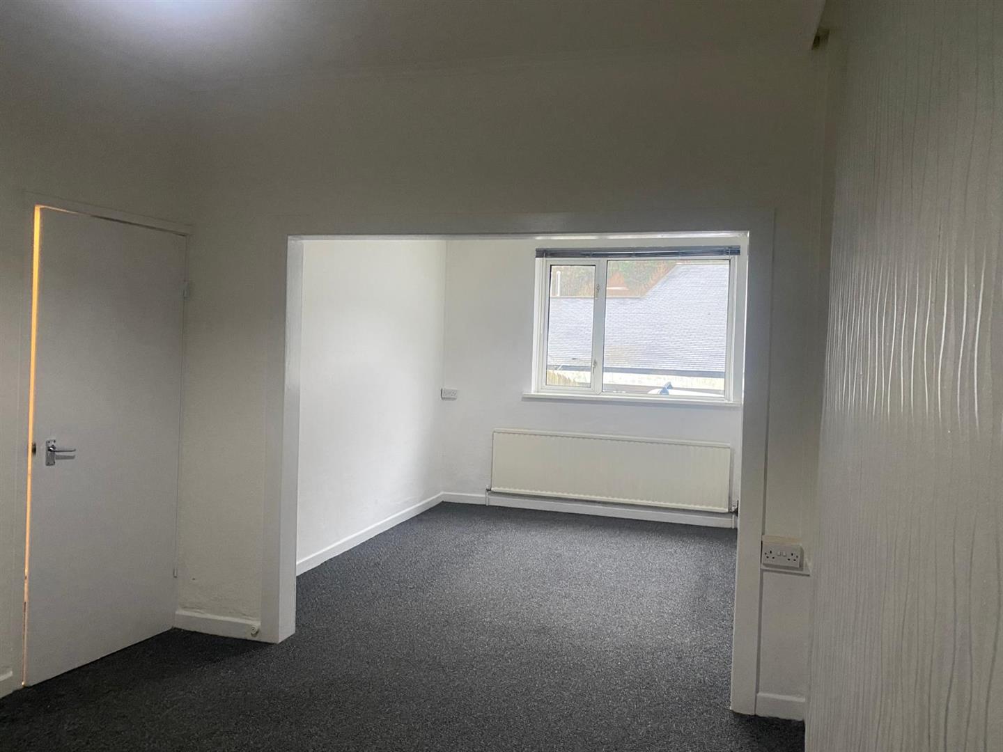 house for rent glan ebbw terrace
