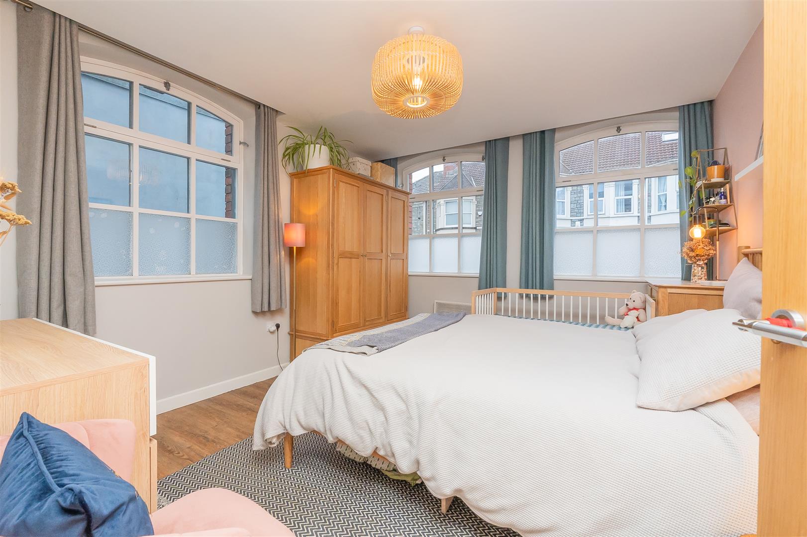 apartment for sale beaconsfield road