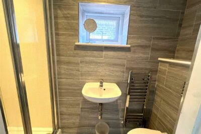 flat for rent elm grove