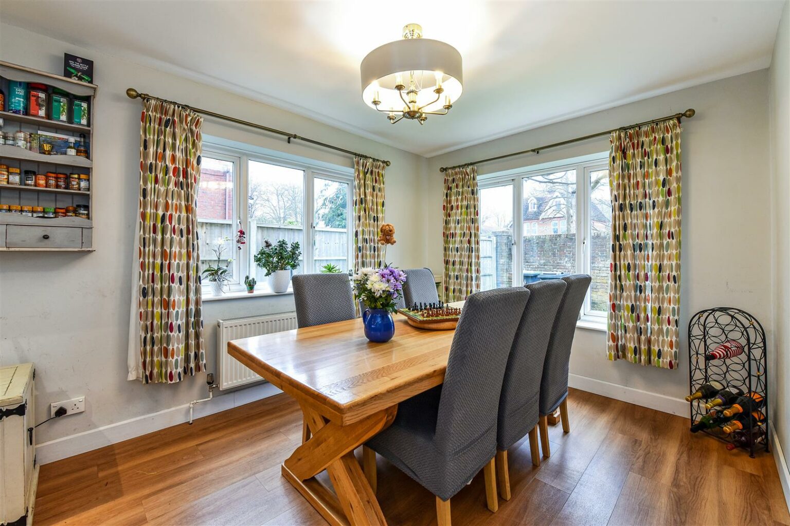 House Detached For Sale Havant Road, Emsworth 18597840