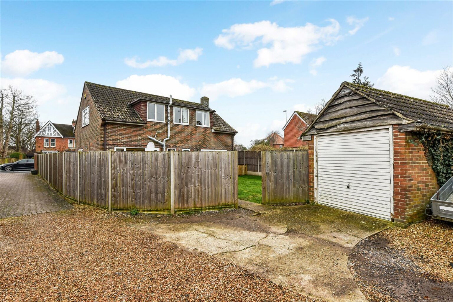 House Detached For Sale Havant Road, Emsworth 18597840