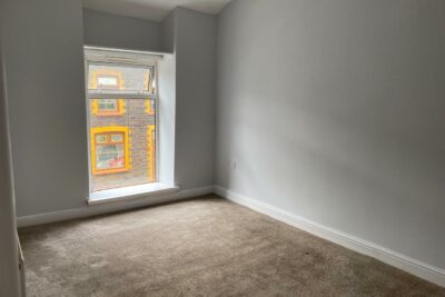 house - terraced for rent north road