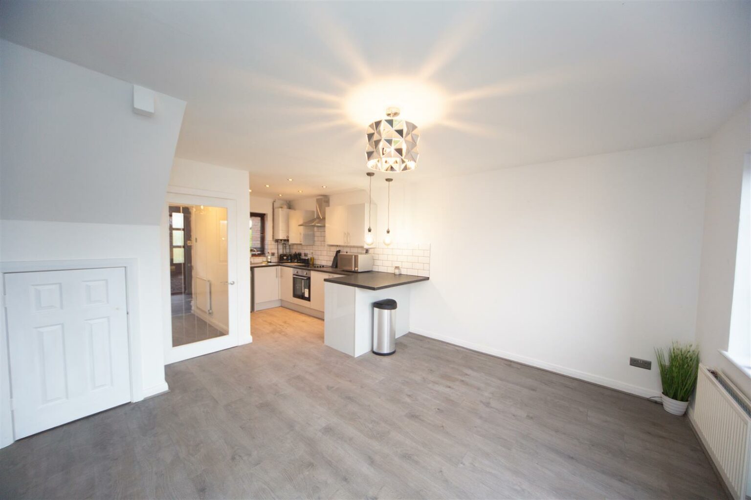 House Terraced For Rent Heol Ysgubor, Caerphilly 632489355