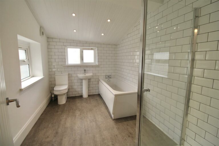 House Terraced For Rent Herbert Street, Mountain Ash 18576101