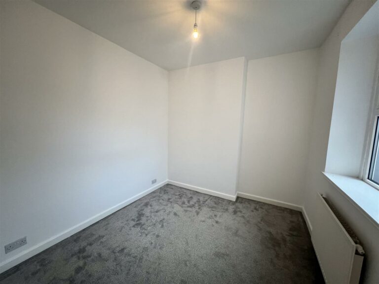 House Terraced For Rent Herbert Street, Mountain Ash 18576101