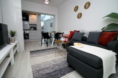 apartment for rent treharris street