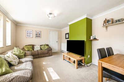 flat for sale orchard way