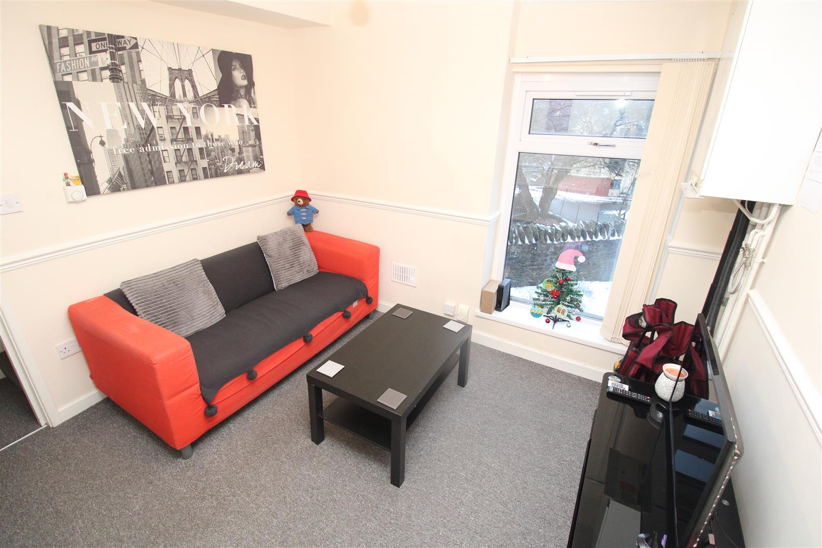 flat for rent 1 stow hill