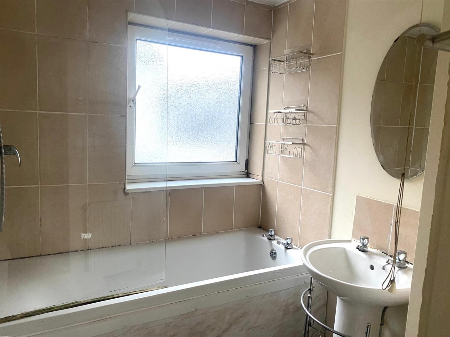 room for rent queen street