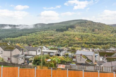 house - terraced for rent ynysfeio avenue