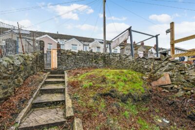 house - terraced for rent ynysfeio avenue