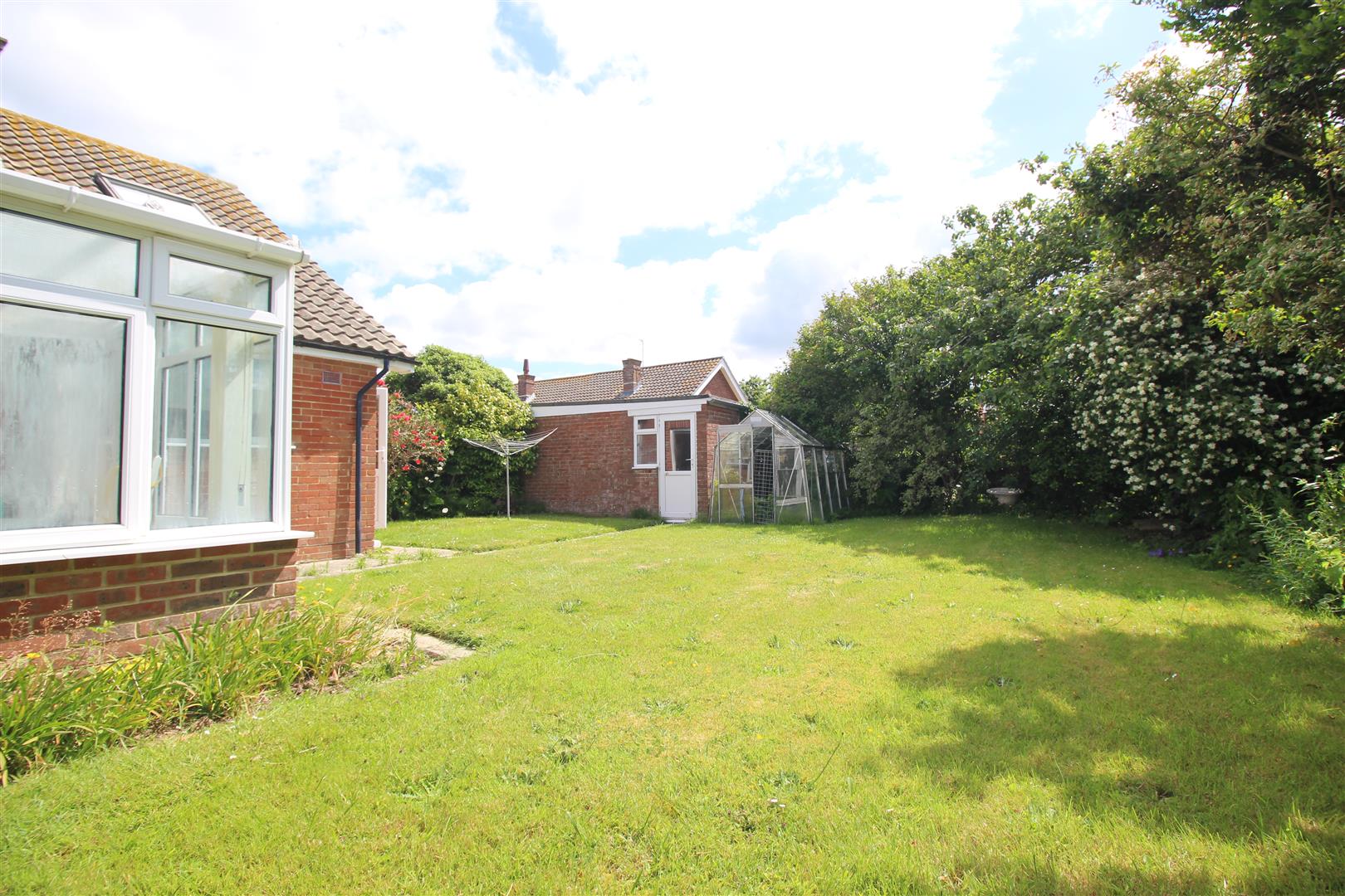 bungalow - semi detached for sale barton way