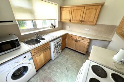 bungalow - semi detached for sale barton way